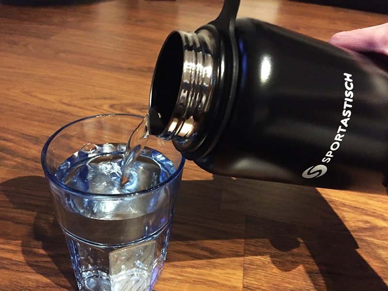 Trinkflasche Test Hydro Boost von Sportastisch Benutzung